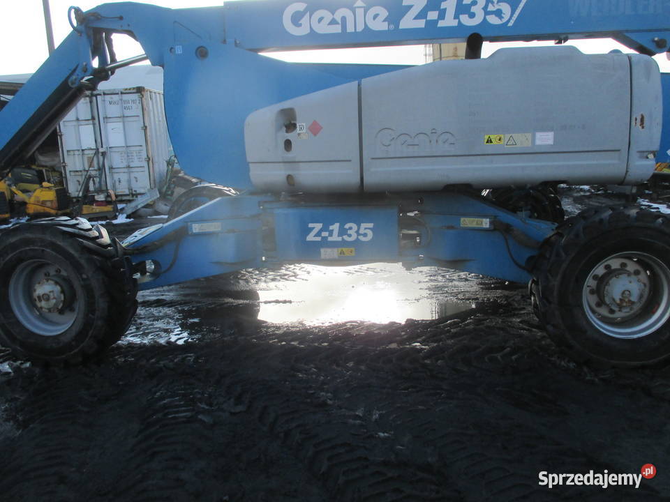 Podnośnik koszowy 43 m 4x4 Genie Z135