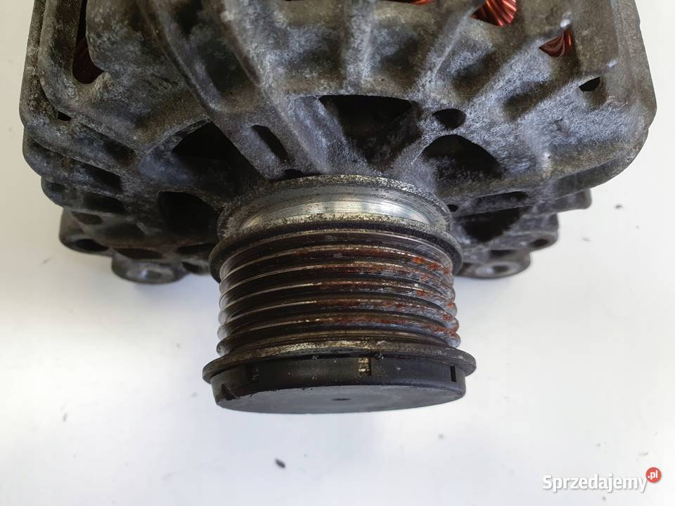 ALTERNATOR VW Passat B6 19 TDI Valeo 03L903023E Chełm