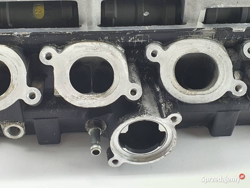 Glowica Walki Zawory Suzuki Gsr 750 1117 Silniki i osprzęt Łódź