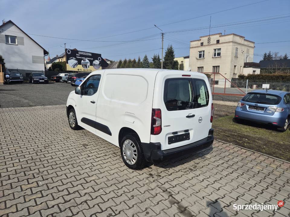 2020 Opel Combo 135 15d 76 Zadbany Bezwypadek Bujaków