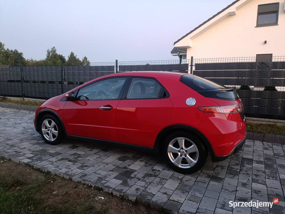Honda Civic VIII 14 benzyna maly przebieg brak 142000km Baczyna