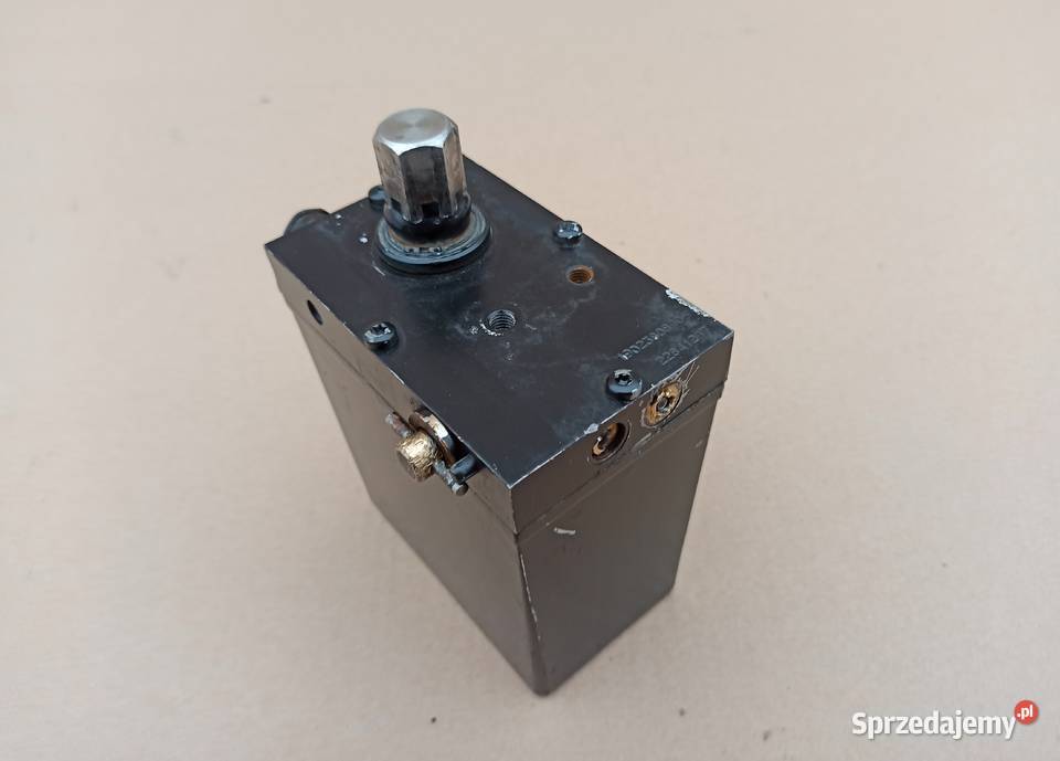 VOLVO FH POMPA PODNOSZENIA PRZECHYŁU KABINY Pozostałe Bieleń