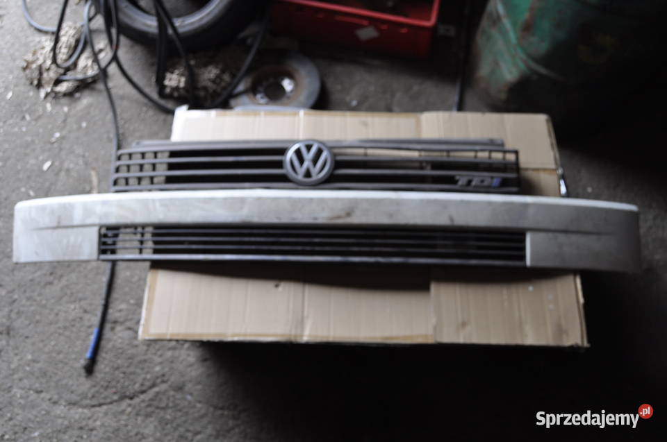 VW T4 ATRAPA GRILL ORYGINAŁ części blacharskie Karoseria Motoryzacja Sierakowice