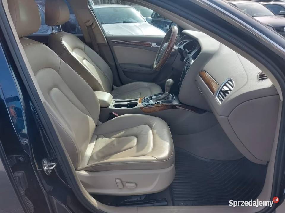 Audi A4 B8 20 TFSI Automat Skóra Navi Xenon 2011 211KM Łomianki