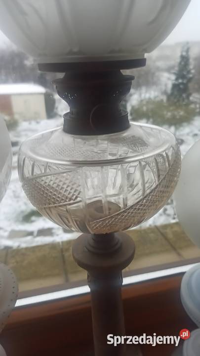 Lampa naftowa z orginalnym kloszem Nie jest Gdańsk sprzedam