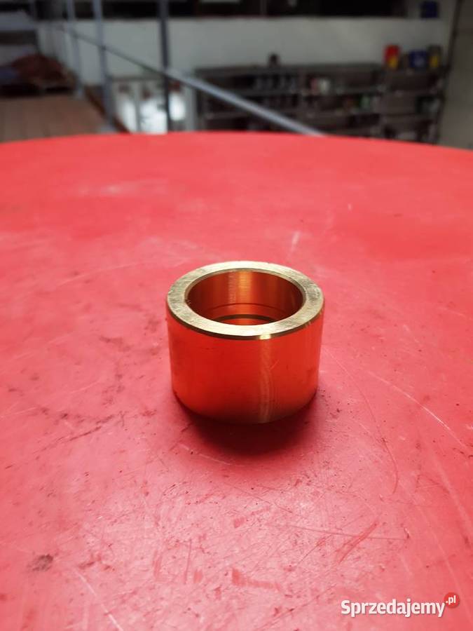 2208040020 Tulejka korbowody ROZRZUTNIK N218 Sulechów