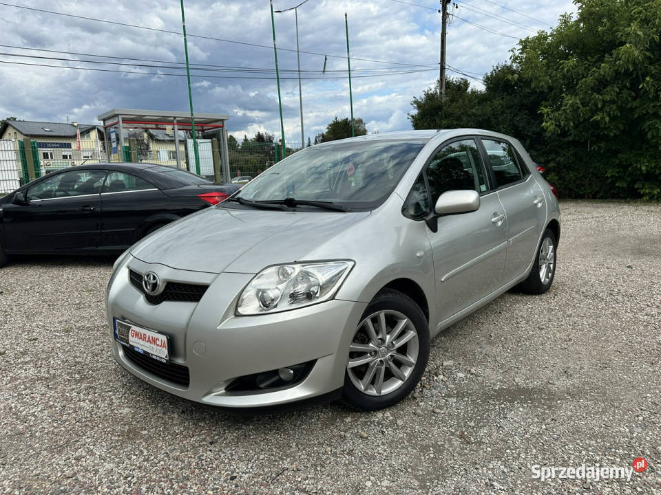 Toyota Auris 16 124 GAZ LPGAutomatyczna Auris Warszawa