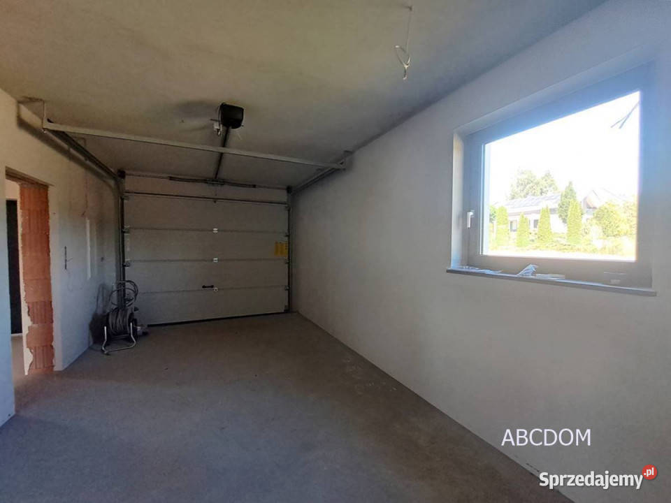 Masłomiąca nowy dom 5 pokoi garaż
