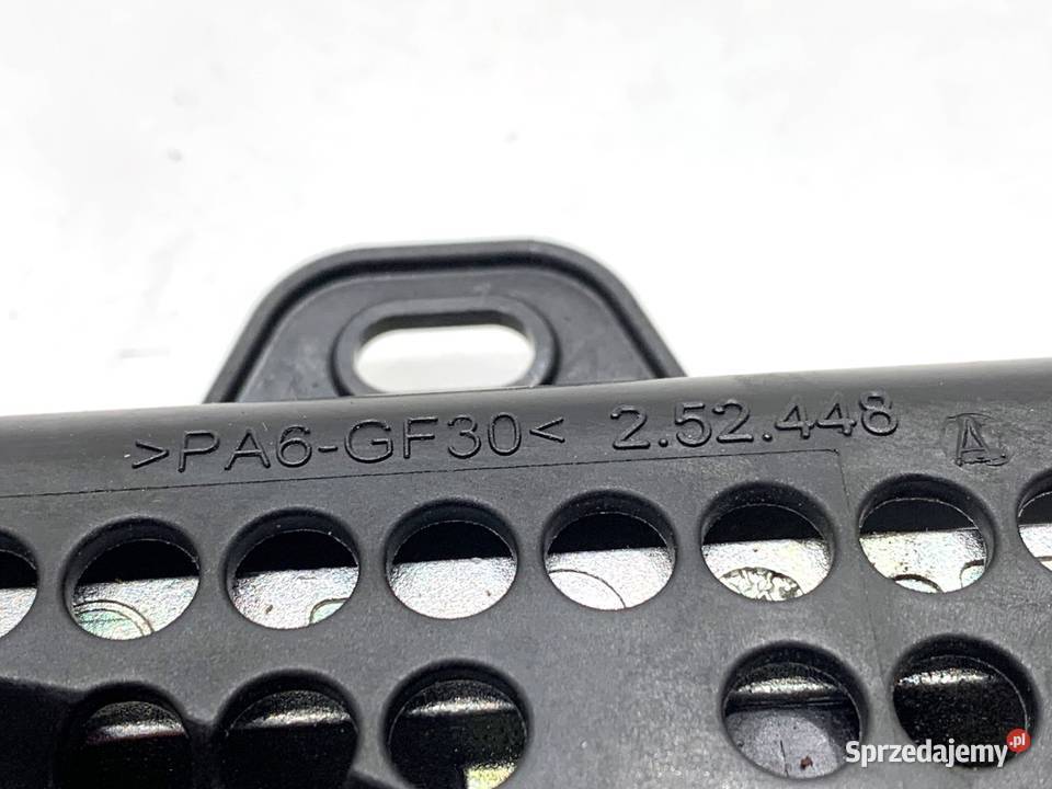 KLAMKA ZEWNĘTRZNA PRAWY TYŁ RENAULT CAPTUR I osobowe