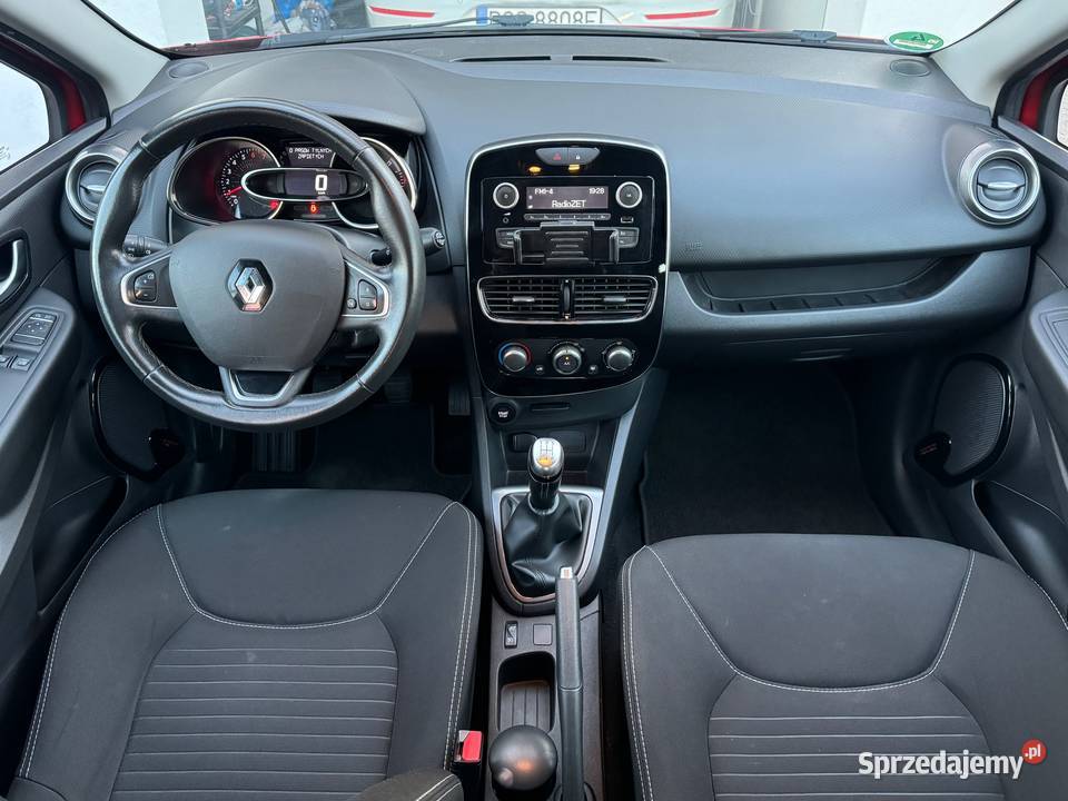 Renault Clio 12 16v moc 73 benzyna grzane fotele elektryczne lusterka