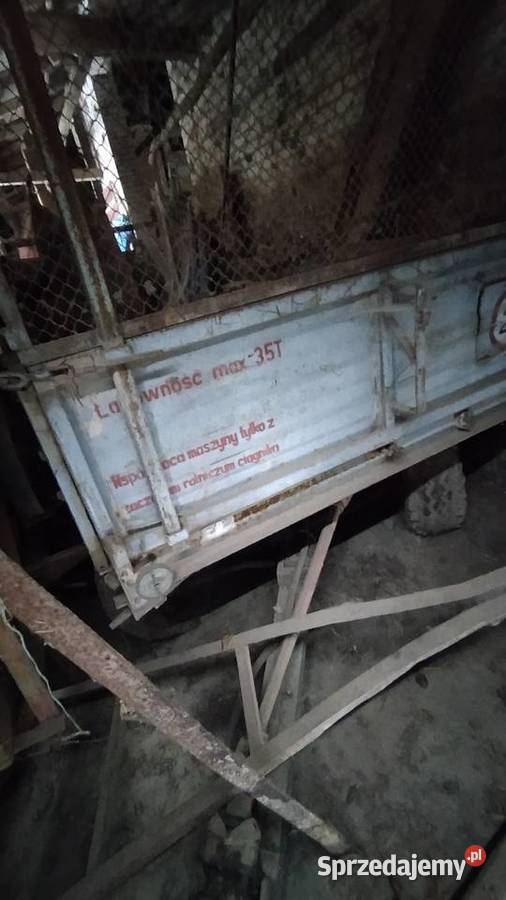 Rozrzutnik obornika 2 osiowy Wysokie