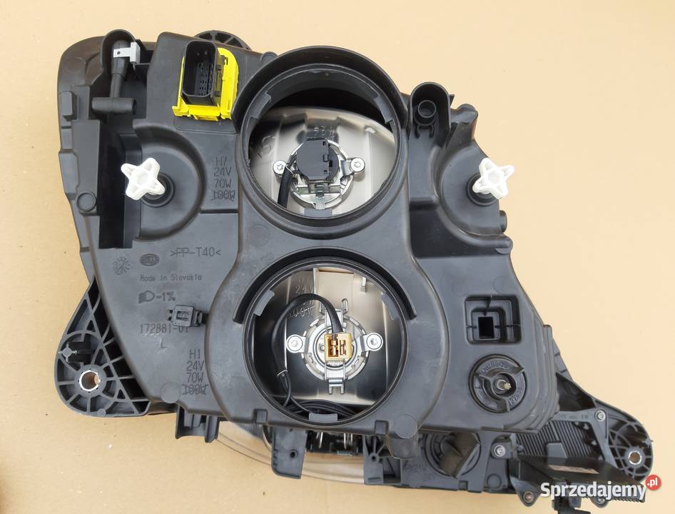 DAF XF 106 REFLEKTOR H7 LEWY LAMPA LED 1939777 Trzciel