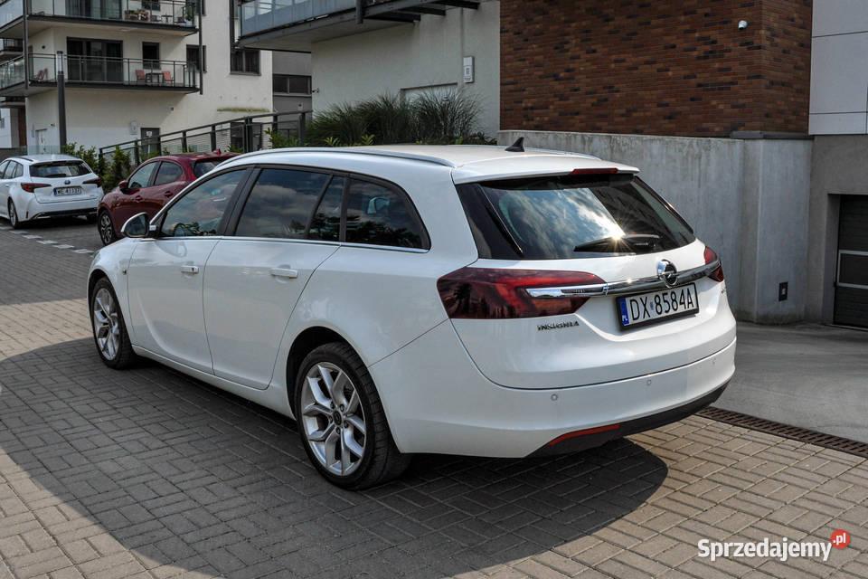 Opel Insignia 20CDTI Lift 2014 r Bezwypadkowy dolnośląskie