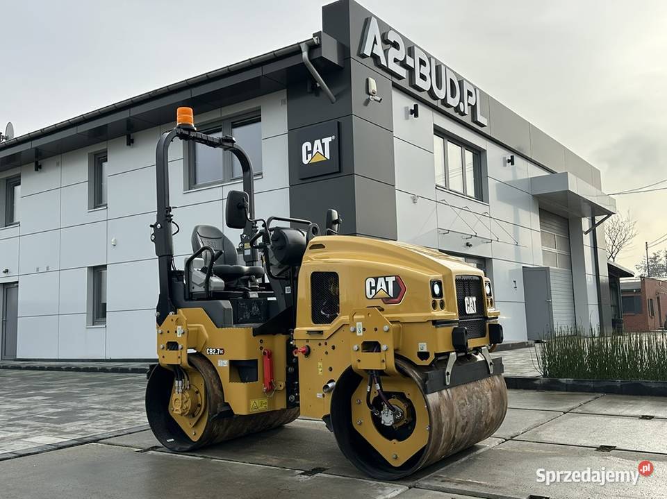 WALEC DROGOWY CATERPILLAR CB27 GC Rok produkcji 2025 Tuliszków