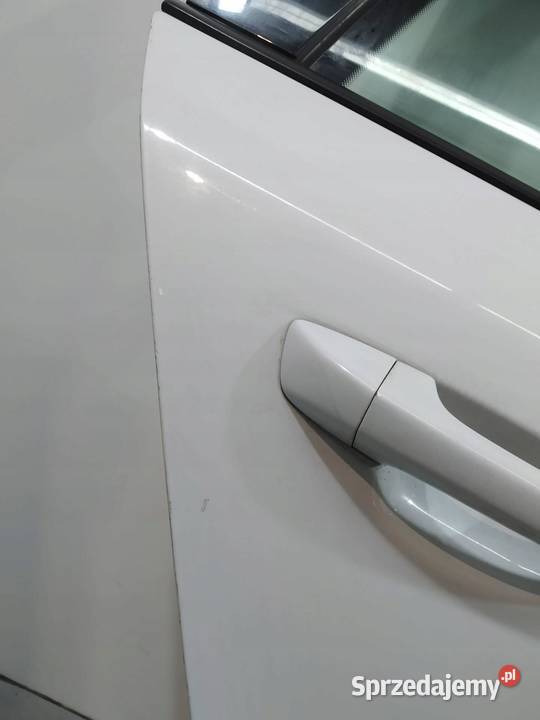 DRZWI PRAWE TYŁ KOMBI LS9R Skoda Superb II