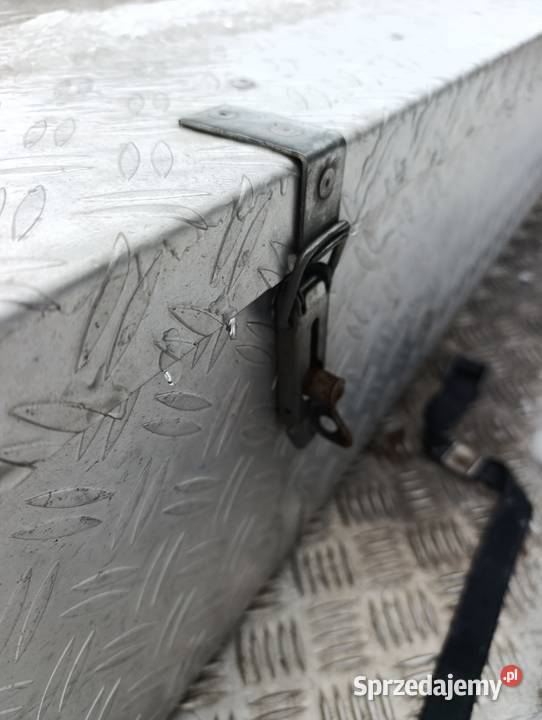 Skrzynia dachowa aluminiowa straż OSP Części samochodowe Nasielsk