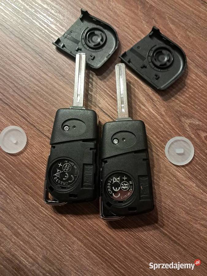 2 kluczyki zamienniki z elektroniką do toyota osobowe