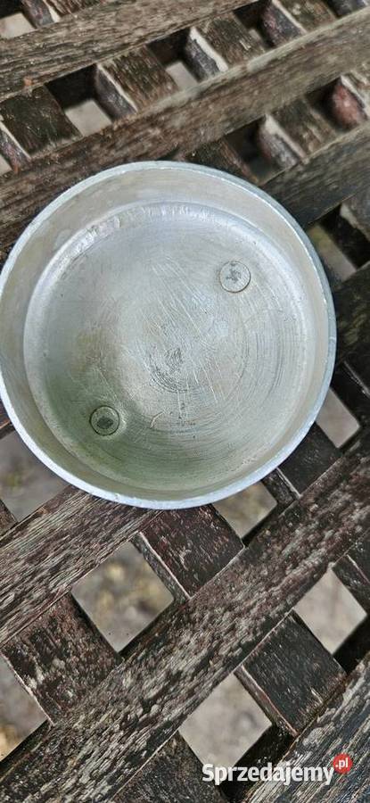 OryginałPiękna aluminiowa kanka z pokrywką z Czajniki Barlinek