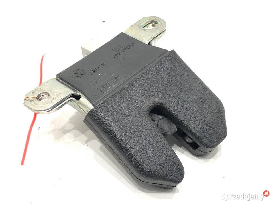 ZAMEK KLAPY TYŁ VW BORA I Hatchback 9813
