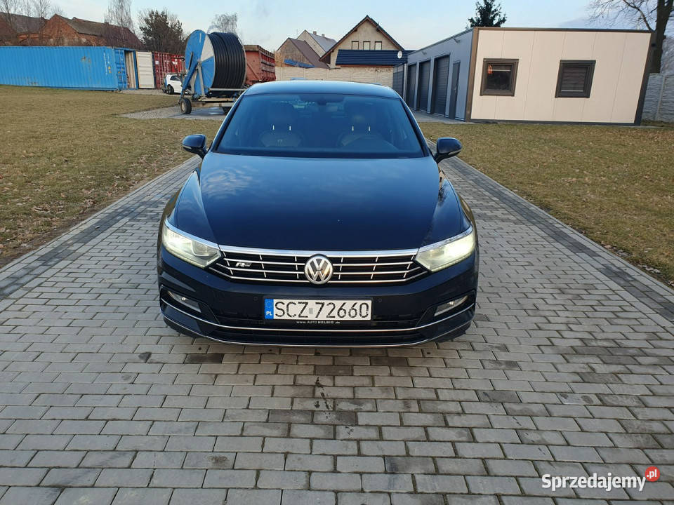 Volkswagen Passat 20tdi 150 R LINE Ledy Navi Strobice