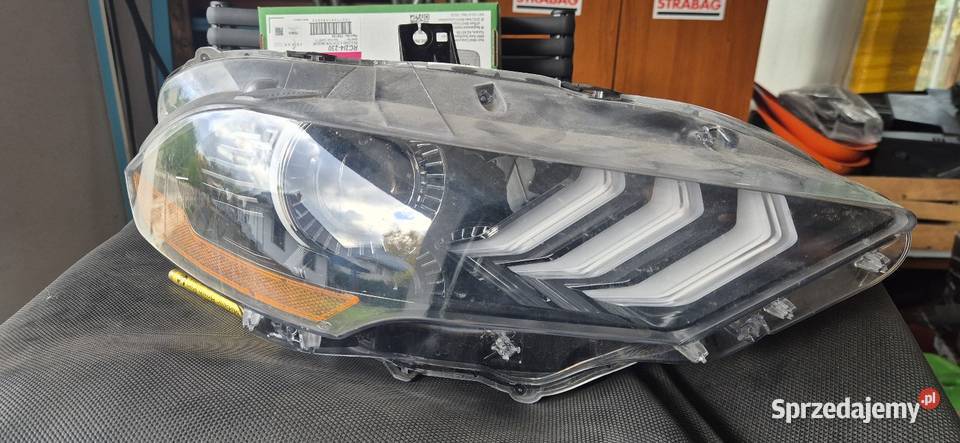 Reflektor LED Prawy MUSTANG 2017 USA 2305302 Łódź