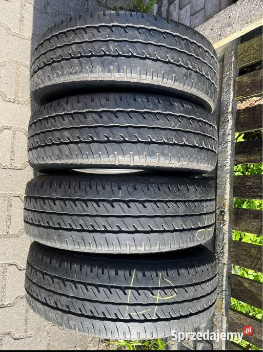 Opony 21570 R15 C Vredestein Comtrac