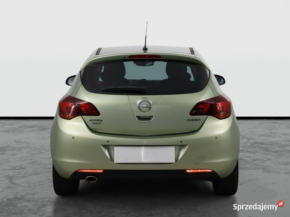 Opel Astra 14 T nieuszkodzony Zabrze