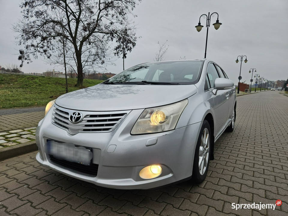 Toyota Avensis 20D4D 126 Zadbany Rata650 III podgrzewane fotele Śrem