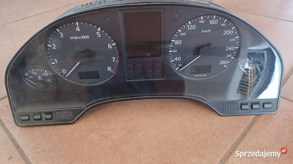 licznik AUDI A8 D2 4D0919033F