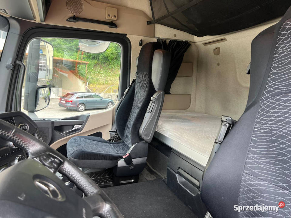 Ciagnik z Eur 6 Mercedes Ciągniki siodłowe Warszawa