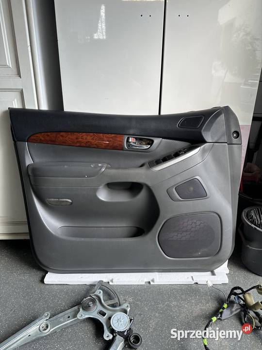 Drzwi TYOYTA LAND CRUISER J120 1cm3