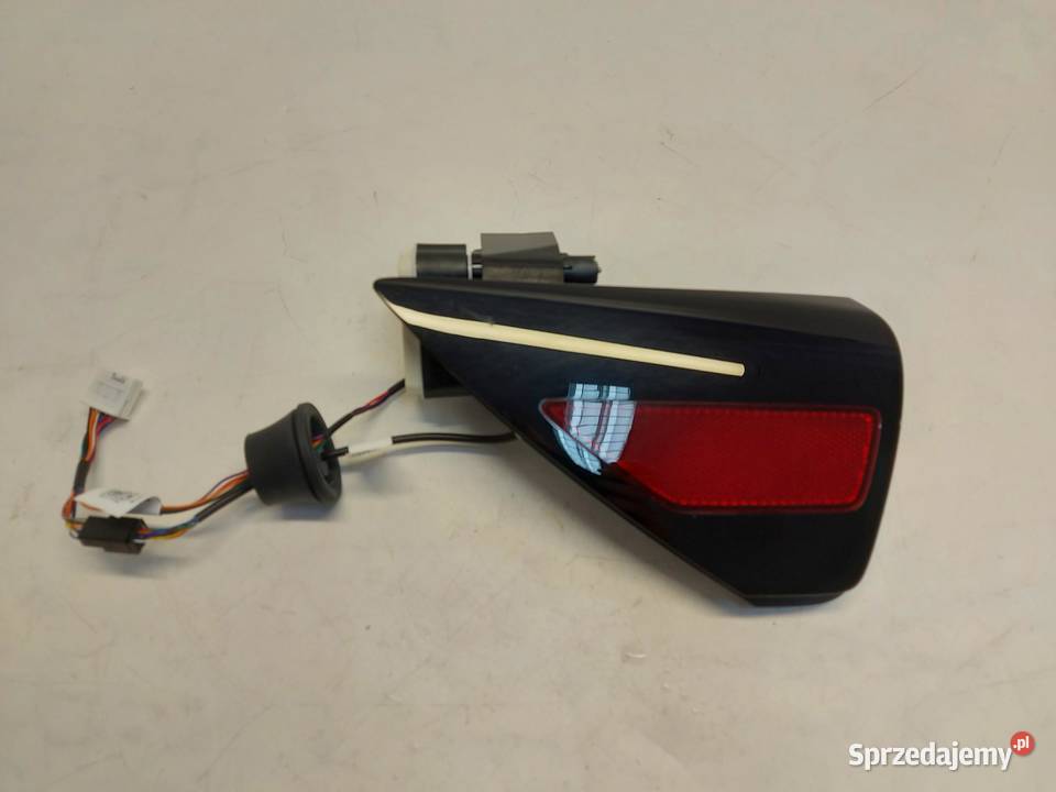 TESLA MODEL Y 2024r KLAPKA PORTU ŁADOWANIA