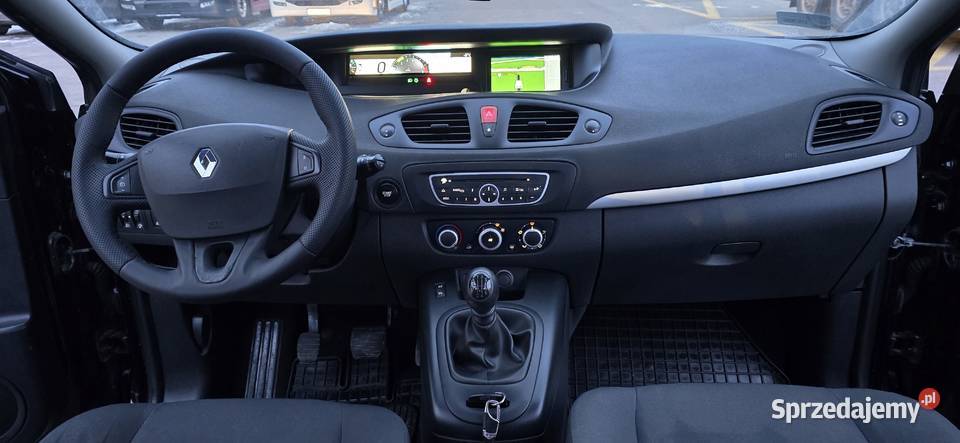 RENAULT SCENIC 16i KLIMA NAVI HAK MOŻLIWA Rok produkcji 2011 Świdnik sprzedam