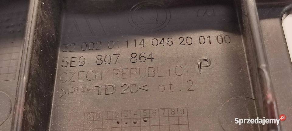 SKODA OCTAVIA III ŚLIZG ZDERZAKA PRAWY TYŁ dolnośląskie