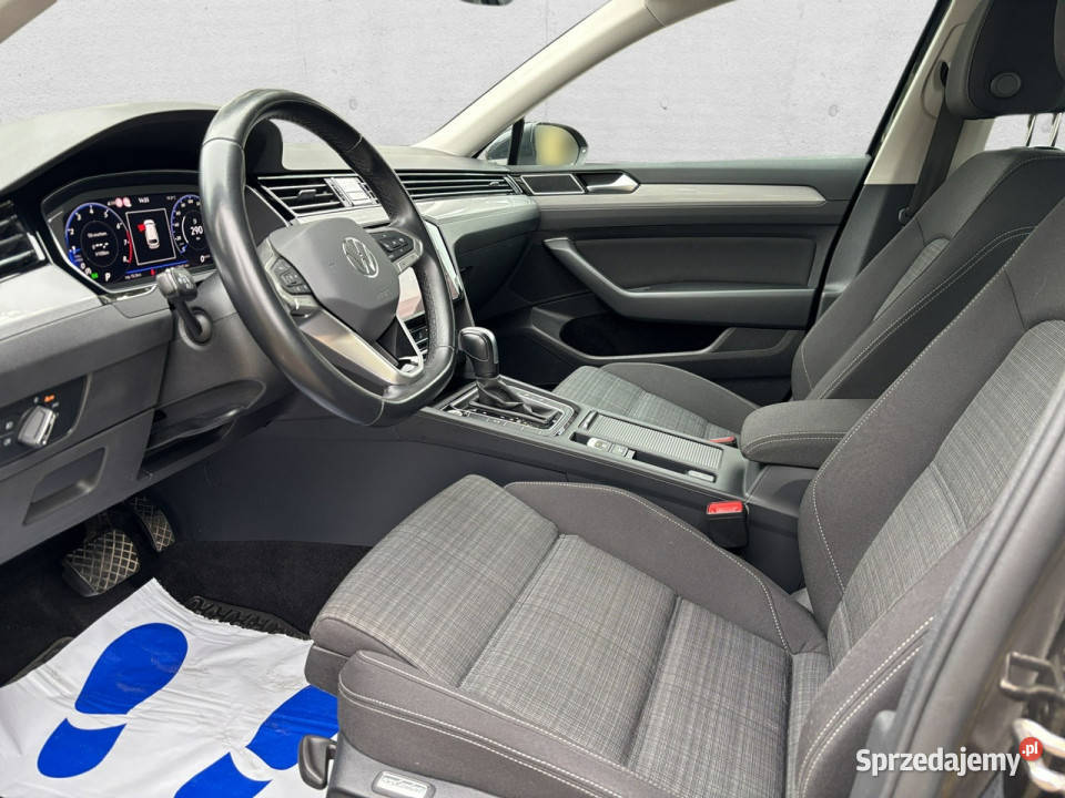 Volkswagen Passat 15 TSI EVO Business DSG Z Warszawa