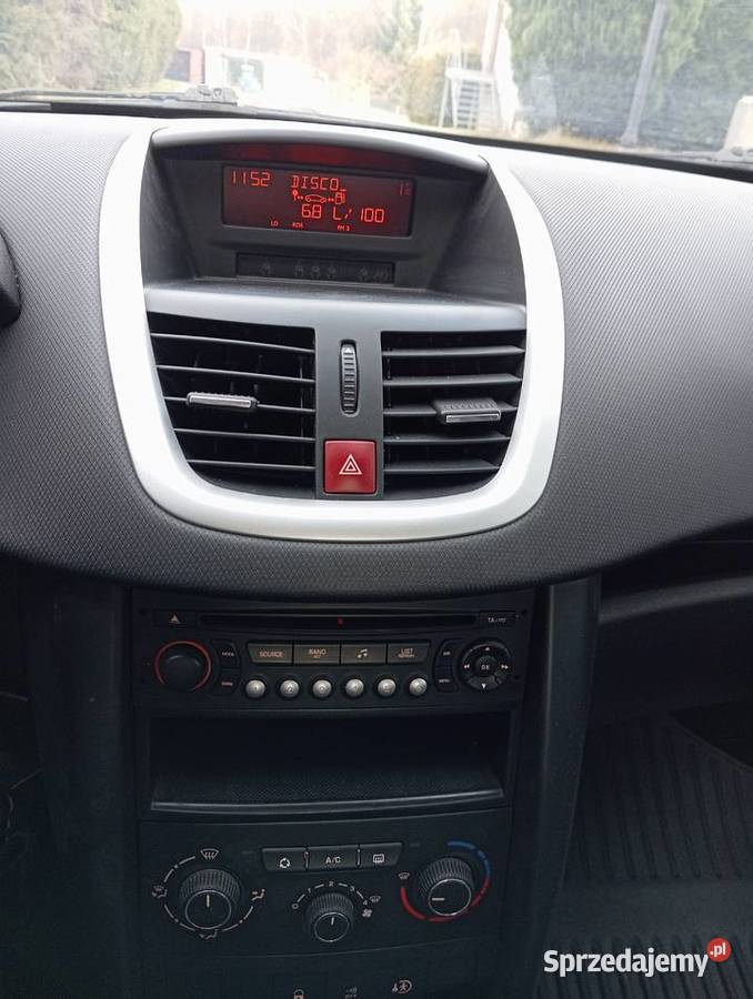 Peugeot 207 14 benzyna 89 przebiegu benzyna śląskie