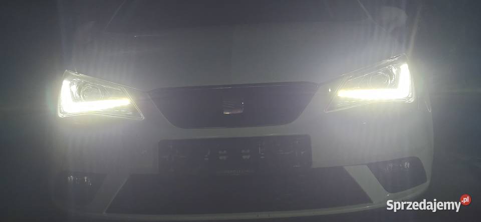 Seat Ibiza ST LIFT Ledy Bixenon Panorama PDC nieuszkodzony