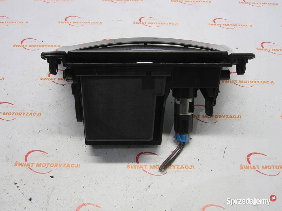 INSIGNIA A I LIFT 16r popielniczka schowek osobowe Kielce sprzedam