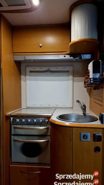 Kamper Alkowa Ford Transit klimatyzacja solar Rok produkcji 2007 Kampery Jasło