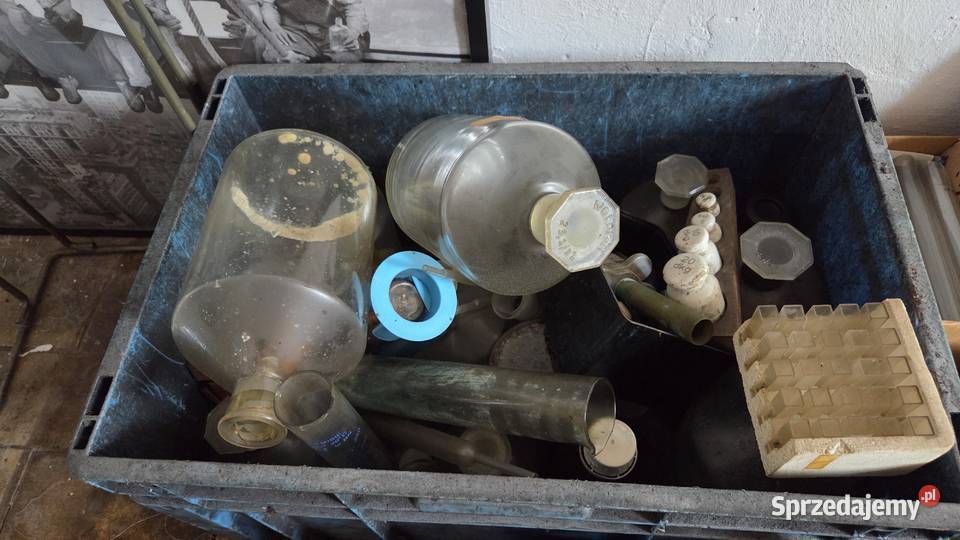 Menzurki pipety wyposażenie laboratorium Pozostałe śląskie Świętochłowice