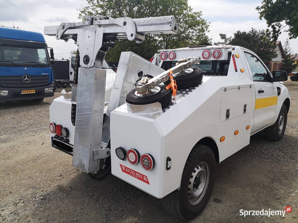 Ford Ranger Holownik miejski pomoc drogowa Strachosław