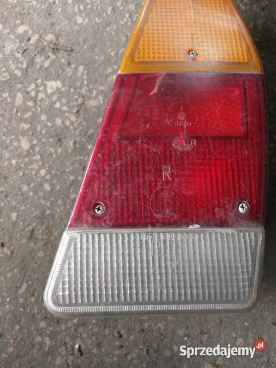 Lampa tył Volkswagen Passat B1 kombi prawa sprzedam