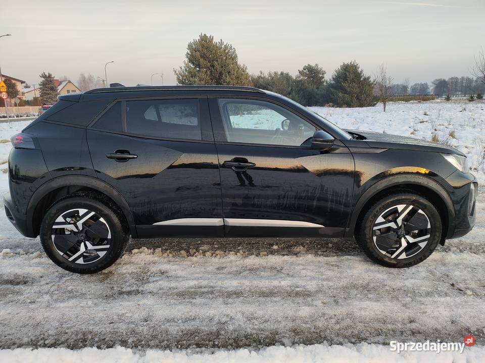 Peugeot 2008 kamery 360 Niski przebieg benzyna Turek sprzedam