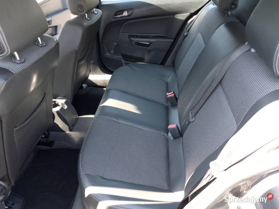 Opel Astra 16 B115 Xenony Półskóry zadbany Radom sprzedam