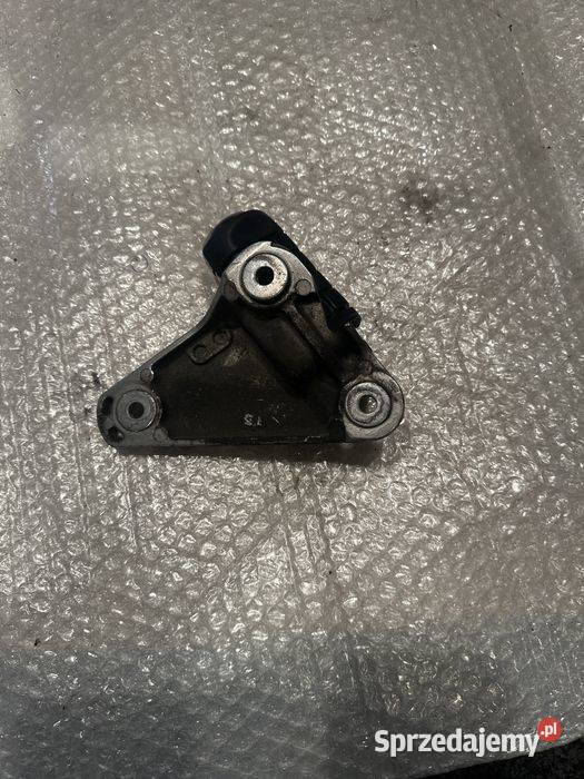 Podnóżek Uchwyt Mocowanie Honda VT700 VT 750 V45 sprzedam