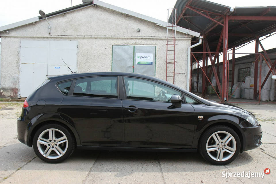 Seat Leon 2010r 12 Benzyna 105 DRZWI czarny Seat Nysa sprzedam