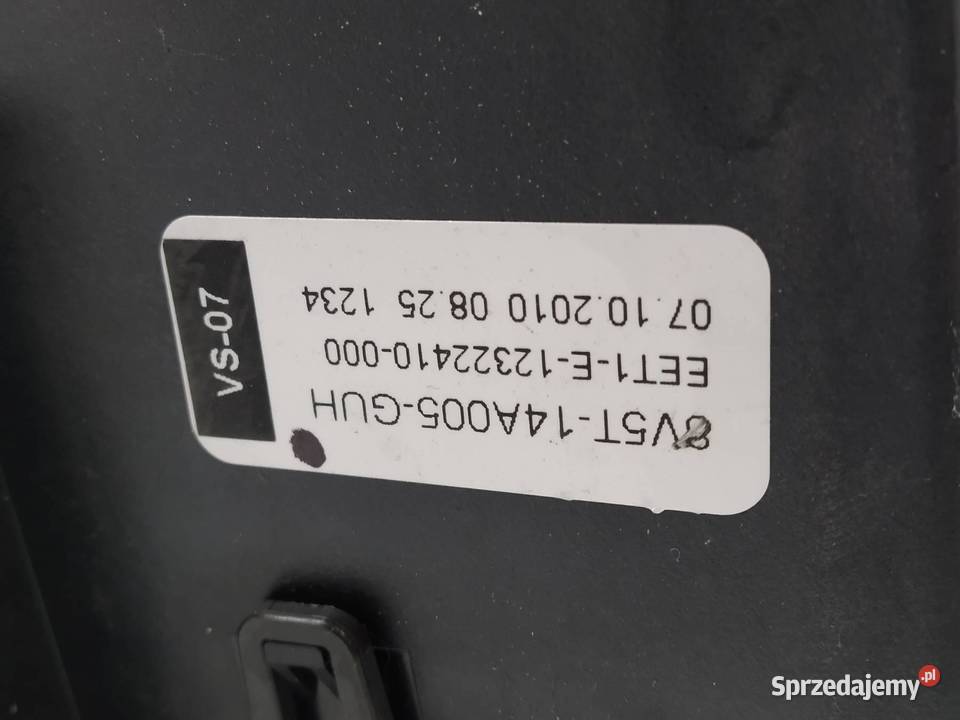 SKRZYNKA BEZPIECZNIKÓW 8V5T14A005GUH 14 B 96 Skrzynki bezpieczników