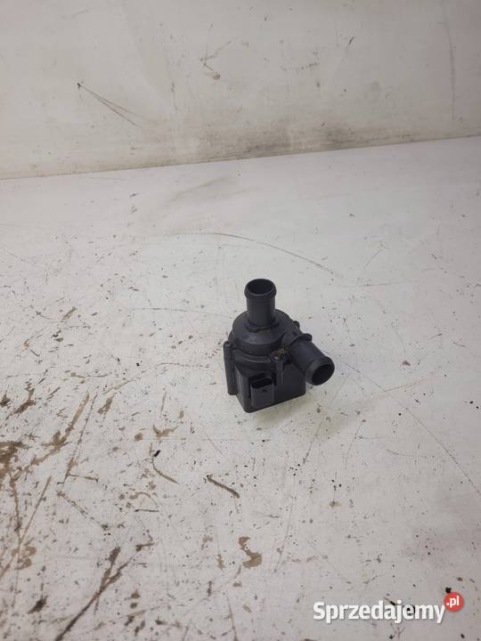 DODATKOWA POMPA WODY AUDI A4 A5 A6 A7 06H121601N Przystajń sprzedam