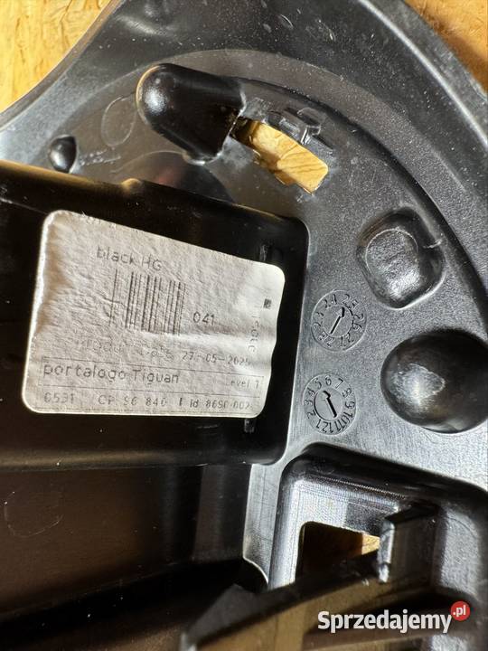 Podstawa pod logo znaczek Tiguan 3 III 571 wielkopolskie Sieraków