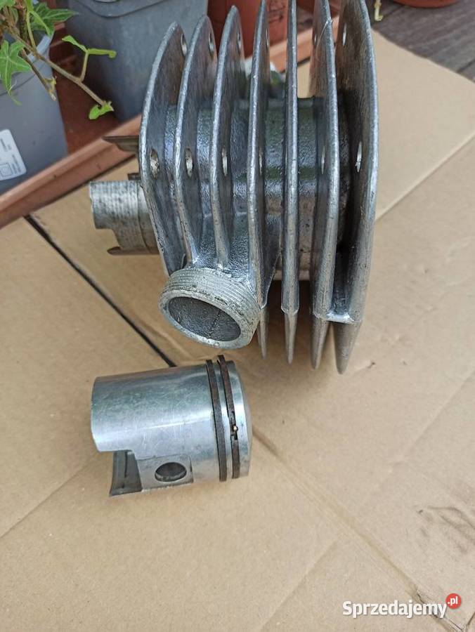 Wsk 125 nowy cylinder ZMD tłok Gorzyce Cylindry, głowice, pierścienie Brzozów